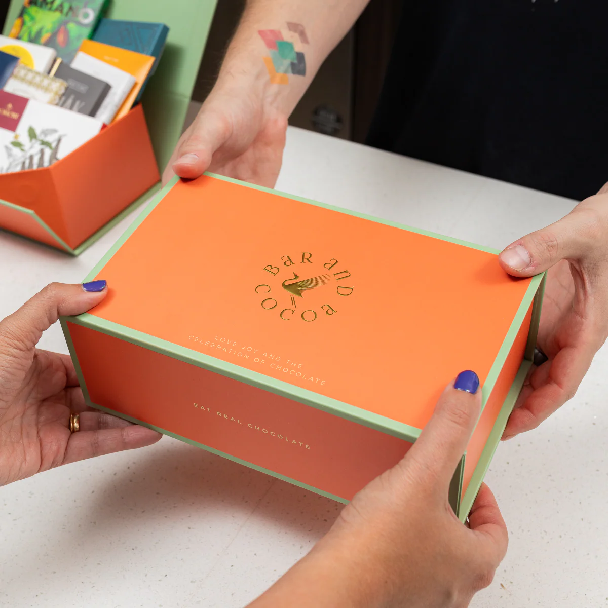Chocolate Bars of the World Gift Box - Image 6
