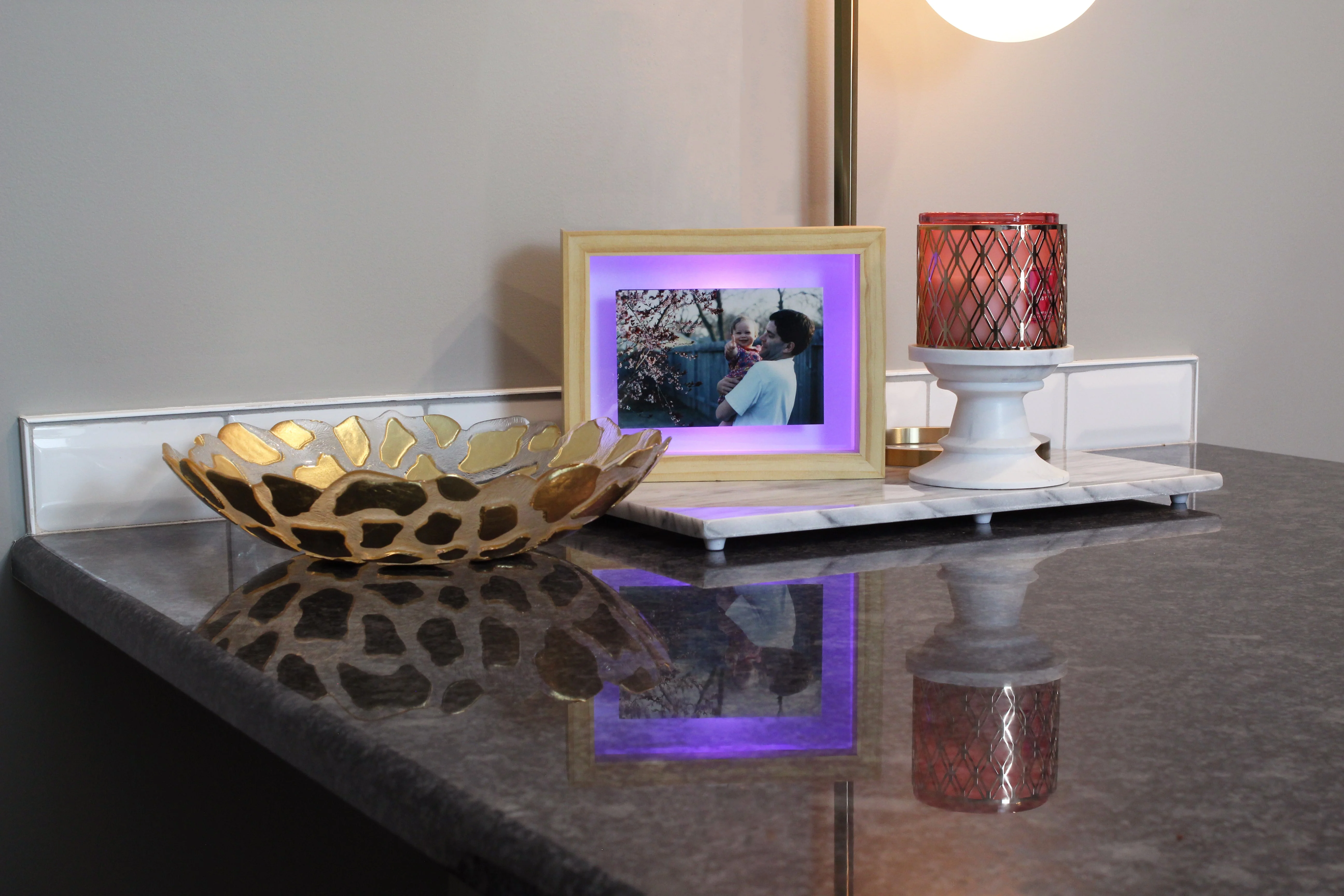 Friendship Lamp Picture Frame - Image 7