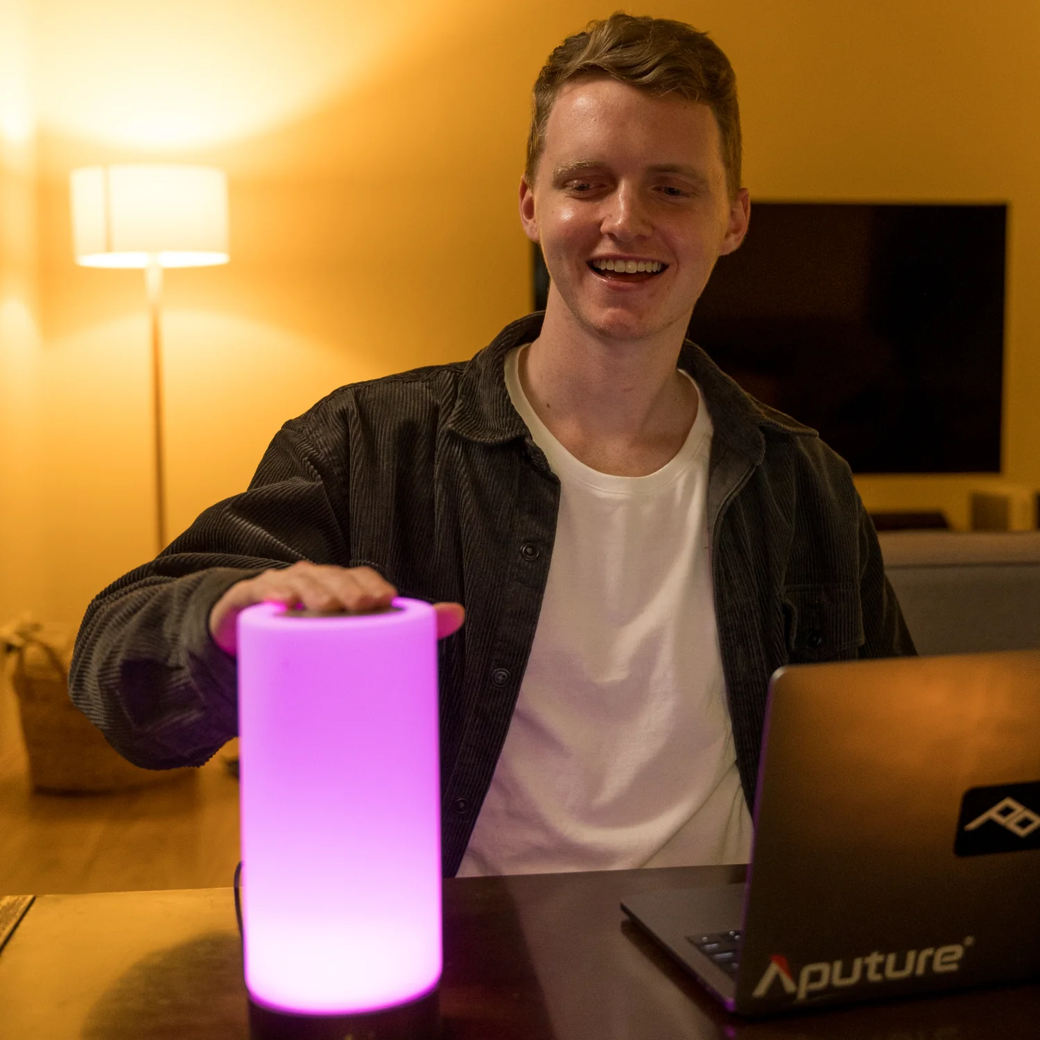Modern Cylinder Lamp - Image 6